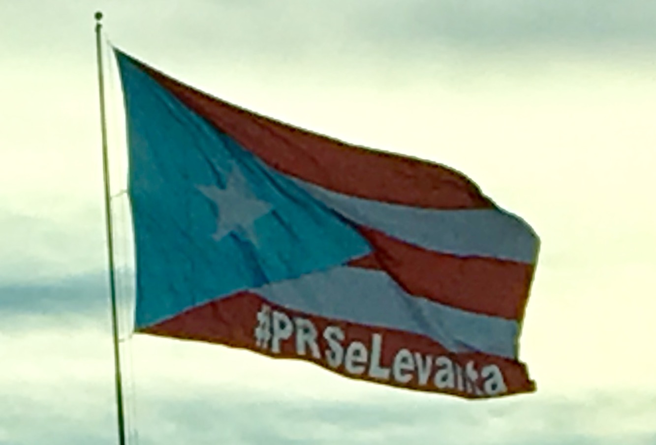 11-12-2017 <q>#PR Se Levanta</q> means <q>Puerto Rico will overcome</q>