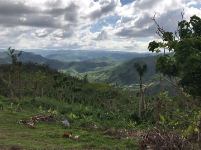 11-25-2017 Beautiful region of municipality of Comerío!